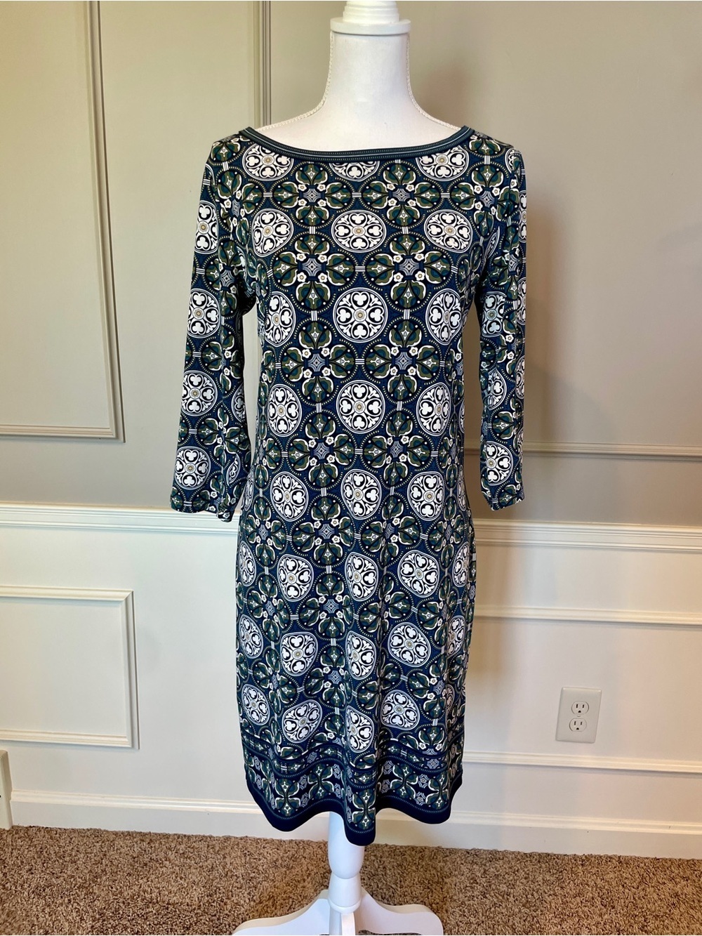 Max Studio Dress Medium Stretch Navy Blue Green Medallion Print Office Travel